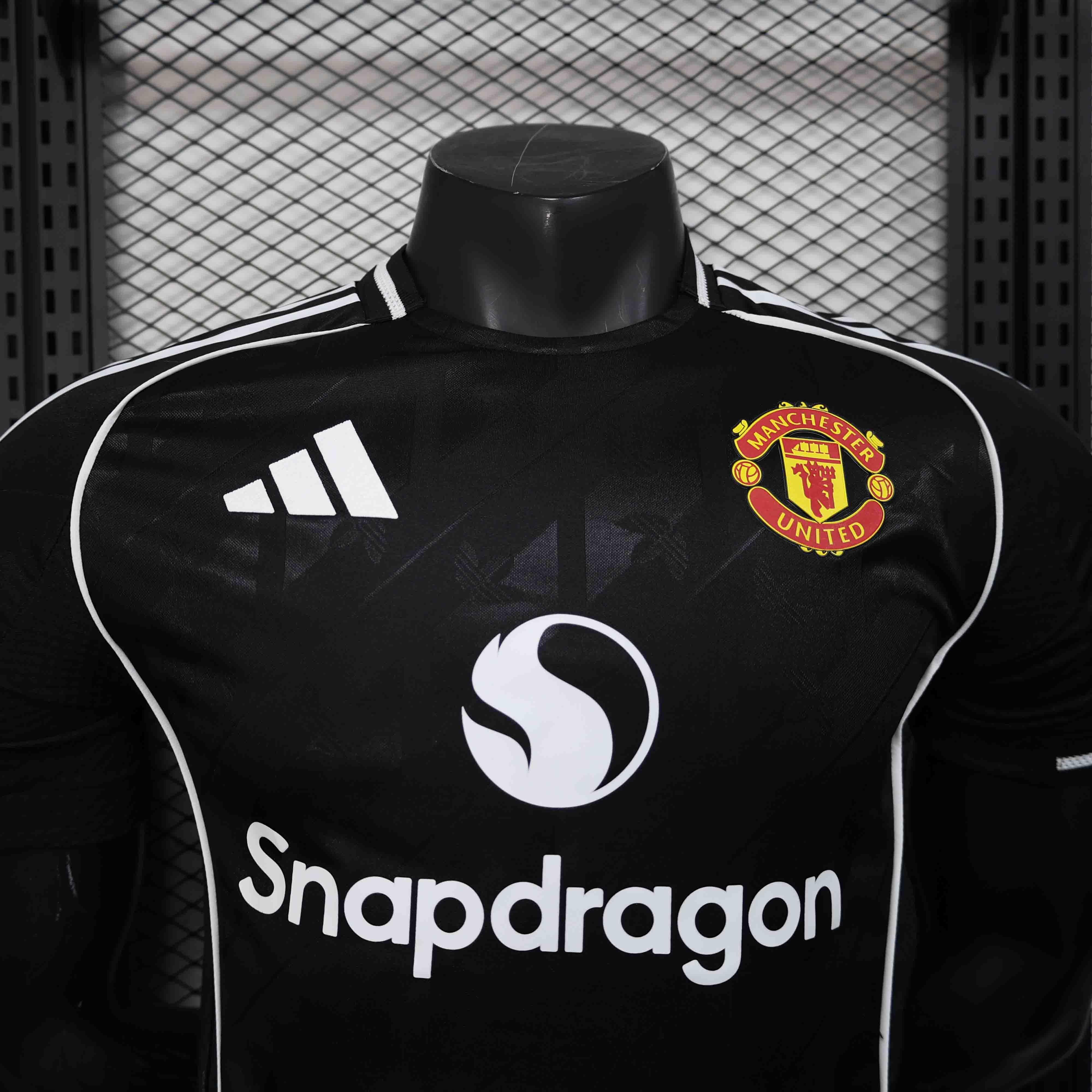 Maillot Manchester United concept 2025-26