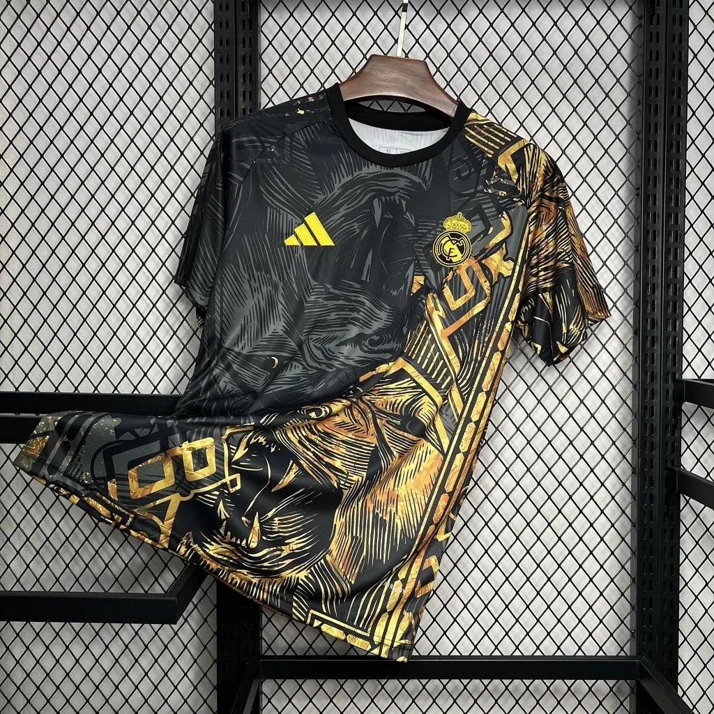 Maillot Real Madrid foot concept 2024 2025