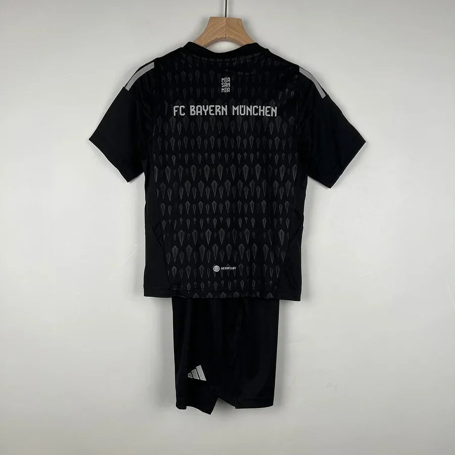 PACK ENFANT BAYERN MUNICH 2023-24